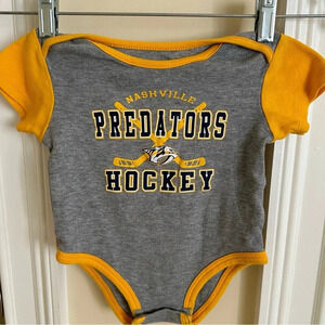 Unisex Baby 18 months NHL Hockey Nashville Predators One Piece Bodysuit Gray